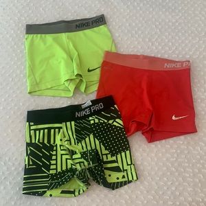 3 Neon Nike Pros
